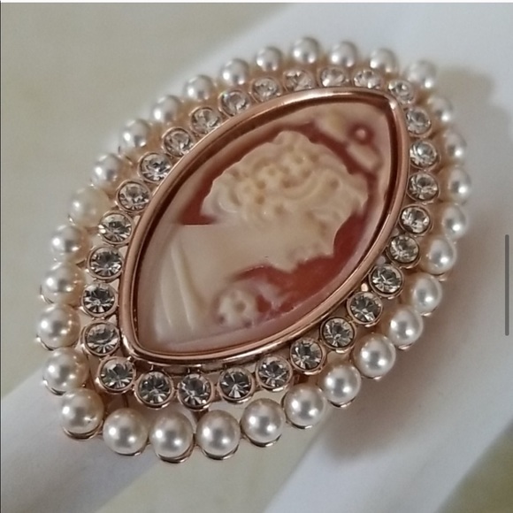 Amedeo "Giulietta" Cameo Pearl Crystal Ring SZ 7 - Picture 13 of 16